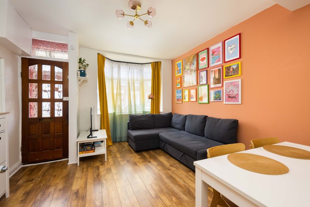 Property photo 1 of 16 Picture No. 07