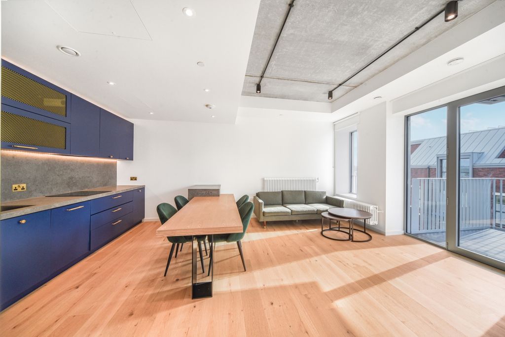 Property photo 1 of 22 Rendel House, Goodlu