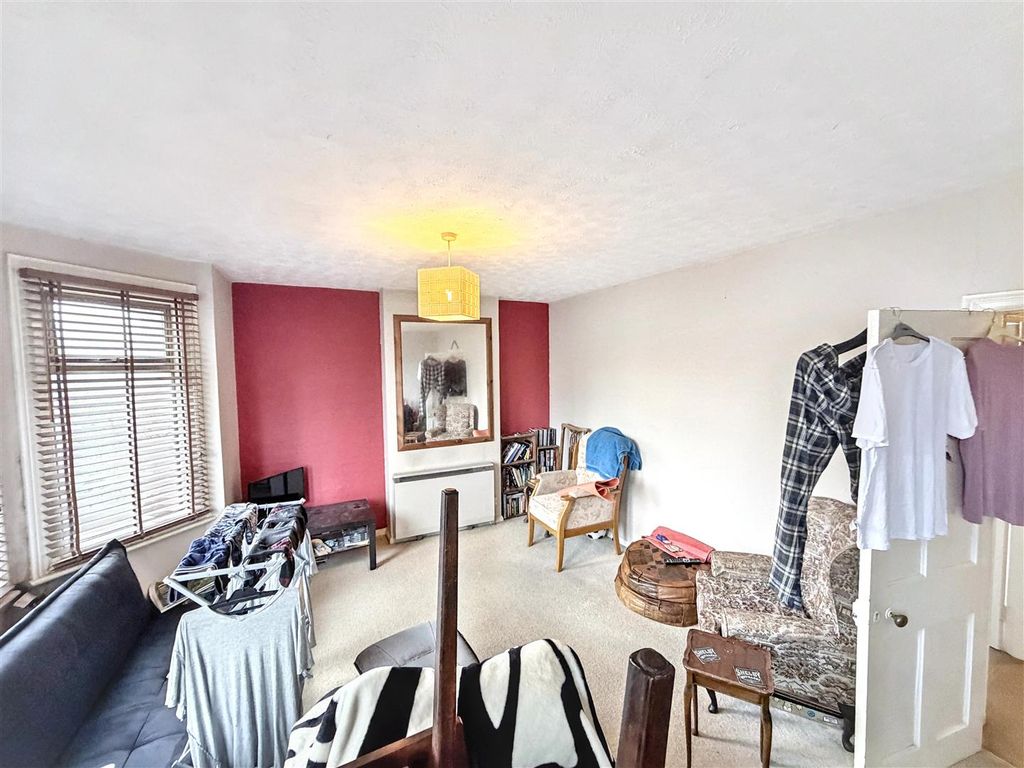 Property photo 2 of 8 Lounge/Diner