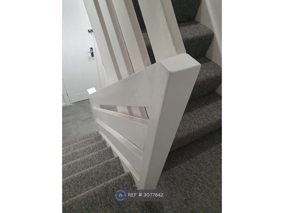 Property photo 3 of 7 Stairs