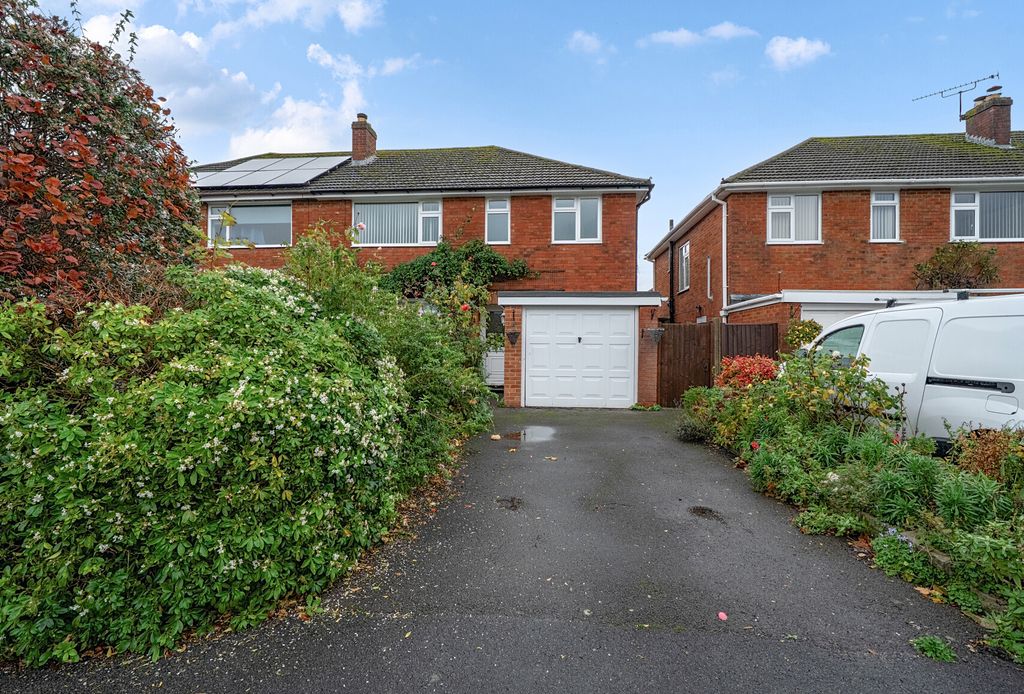 Property photo 1 of 16 1381677-2-69149B6...