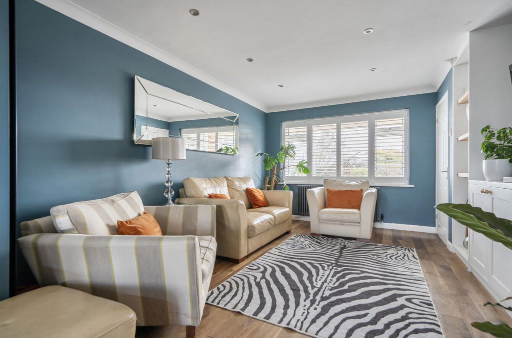 Property photo 2 of 21 1434653-13-69c3B8...