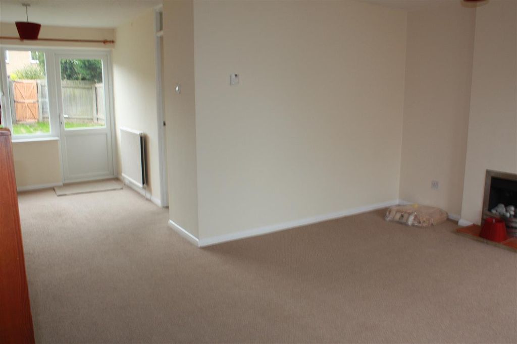 Property photo 3 of 13