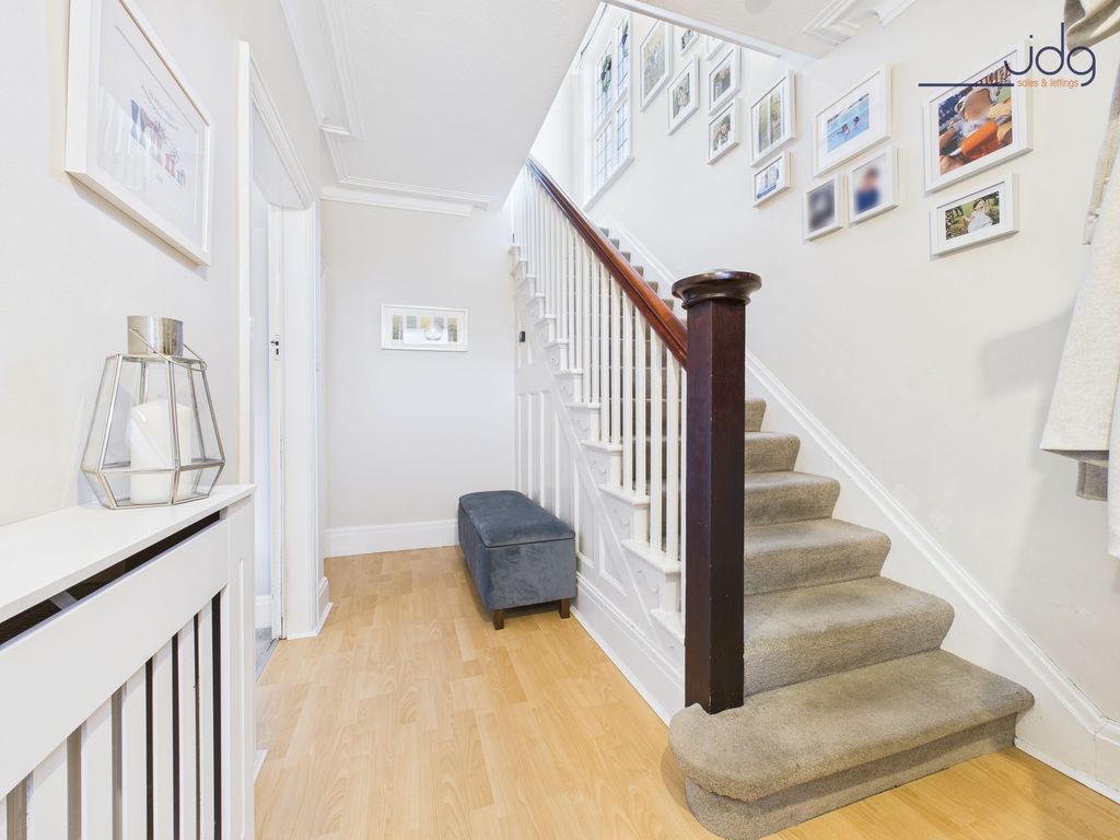 Property photo 2 of 20 Hallway