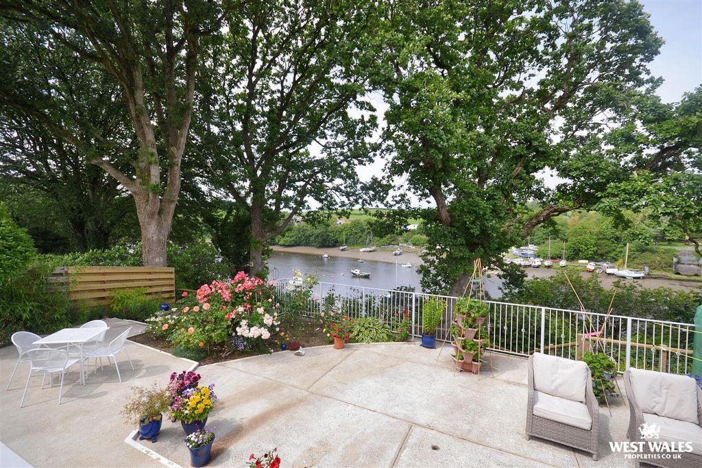Property photo 1 of 26 Rear Garden