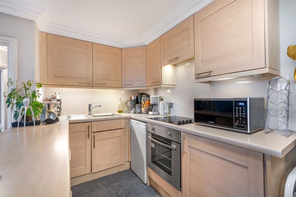 Property photo 2 of 15 Picture No. 03