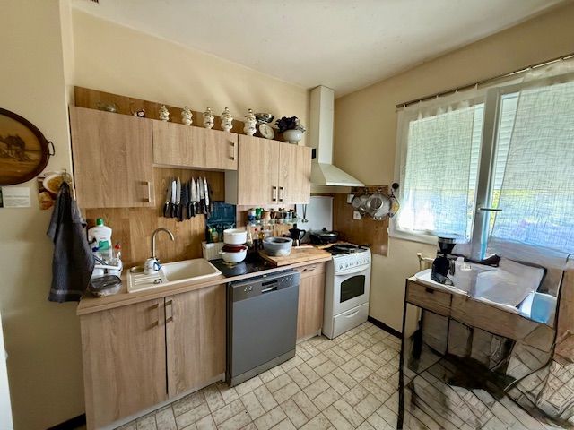 Property photo 2 of 23 Img_5440