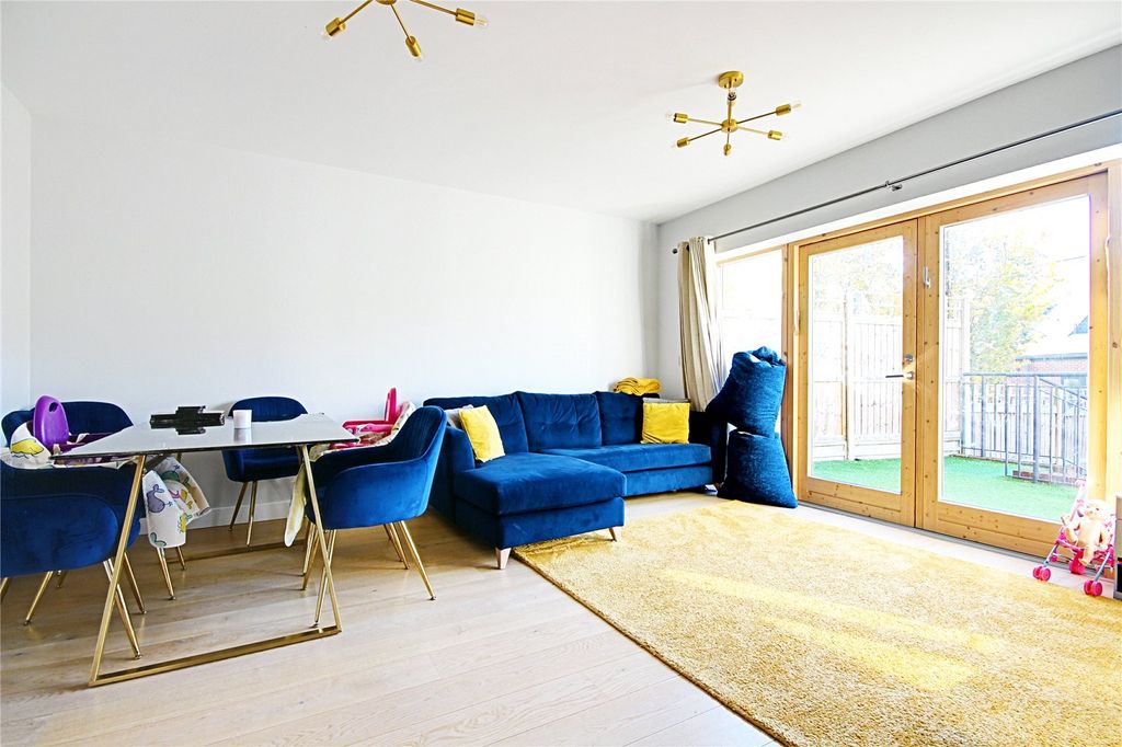 Property photo 2 of 20 Picture No. 02