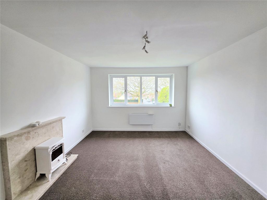 Property photo 3 of 8 Picture No. 04