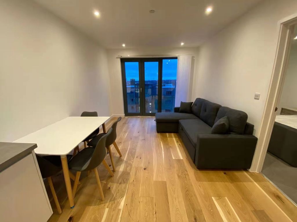 Property photo 2 of 7