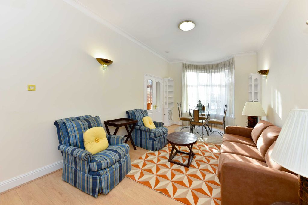 Property photo 2 of 12 Photo