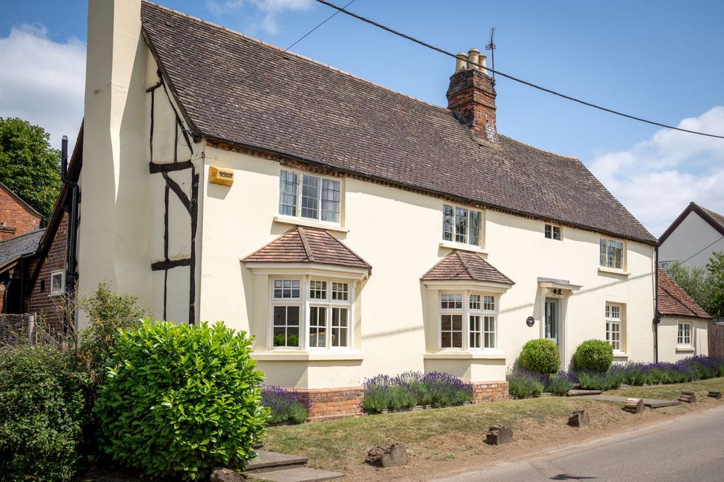 Property photo 1 of 56
