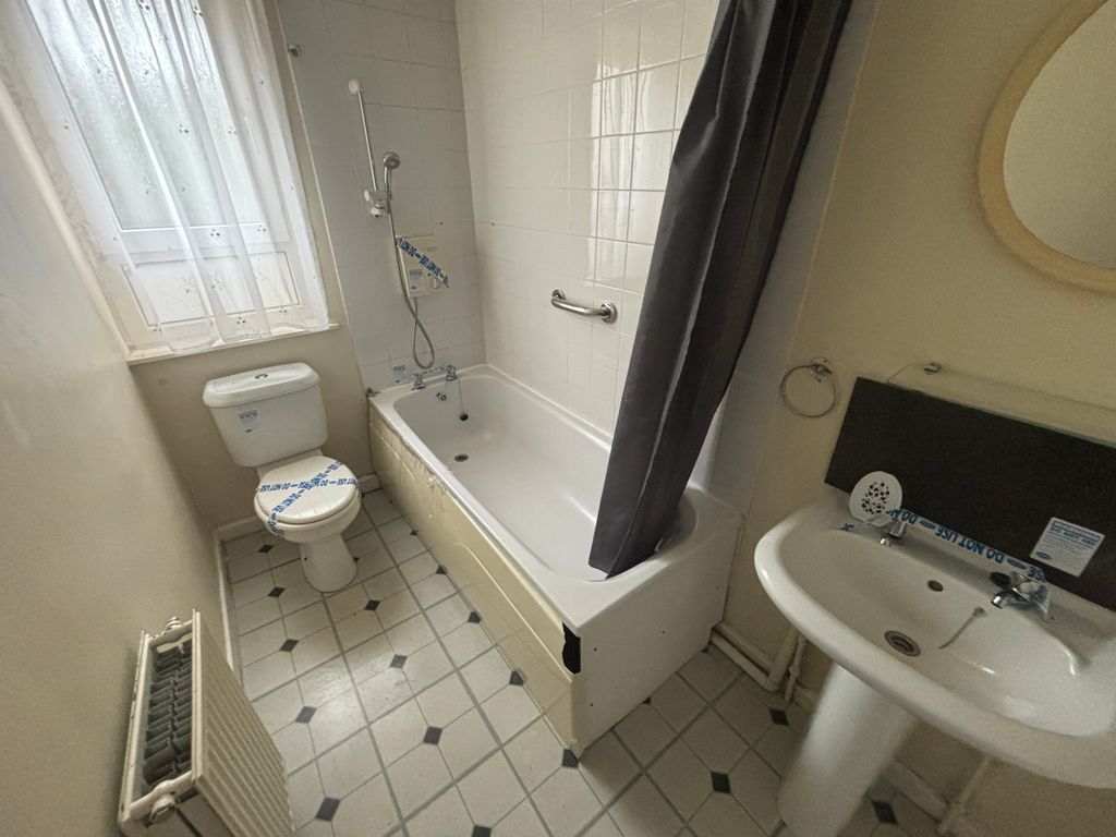 Property photo 3 of 7 3.Jpg
