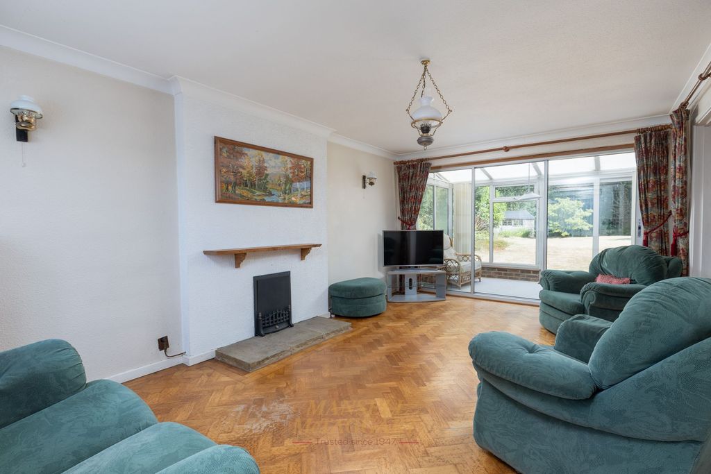 Property photo 2 of 30