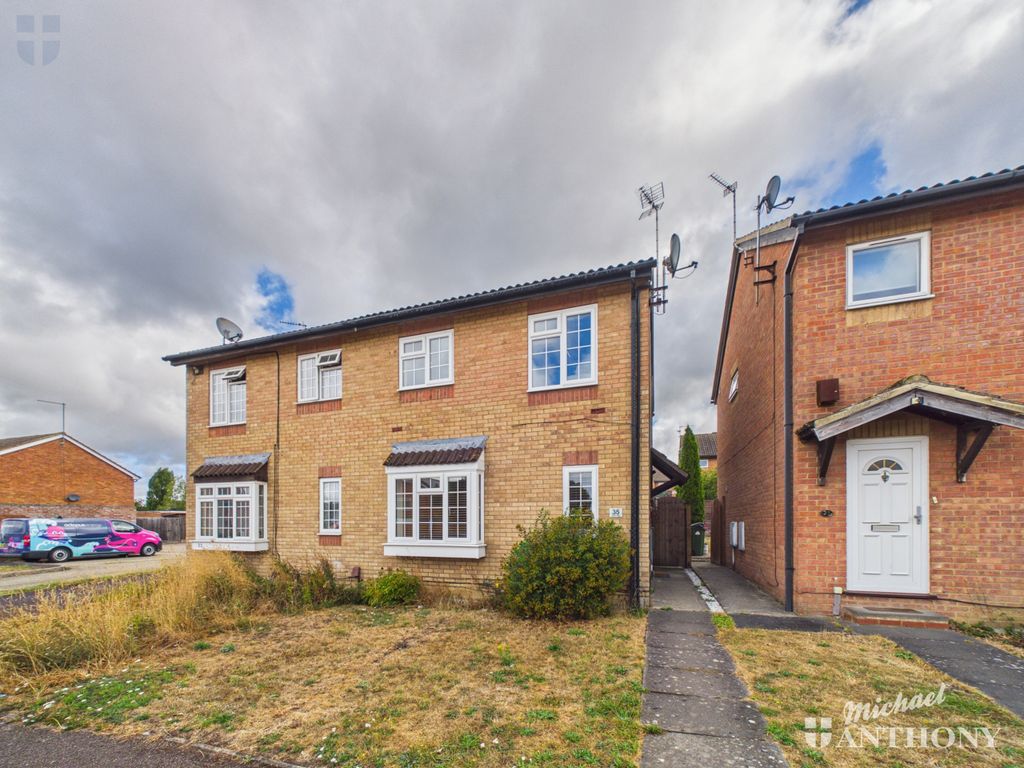 Property photo 1 of 17 Cam03218G0-Pr1151-Still004