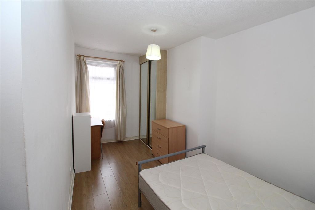 Property photo 3 of 15 Img_0009.Jpg