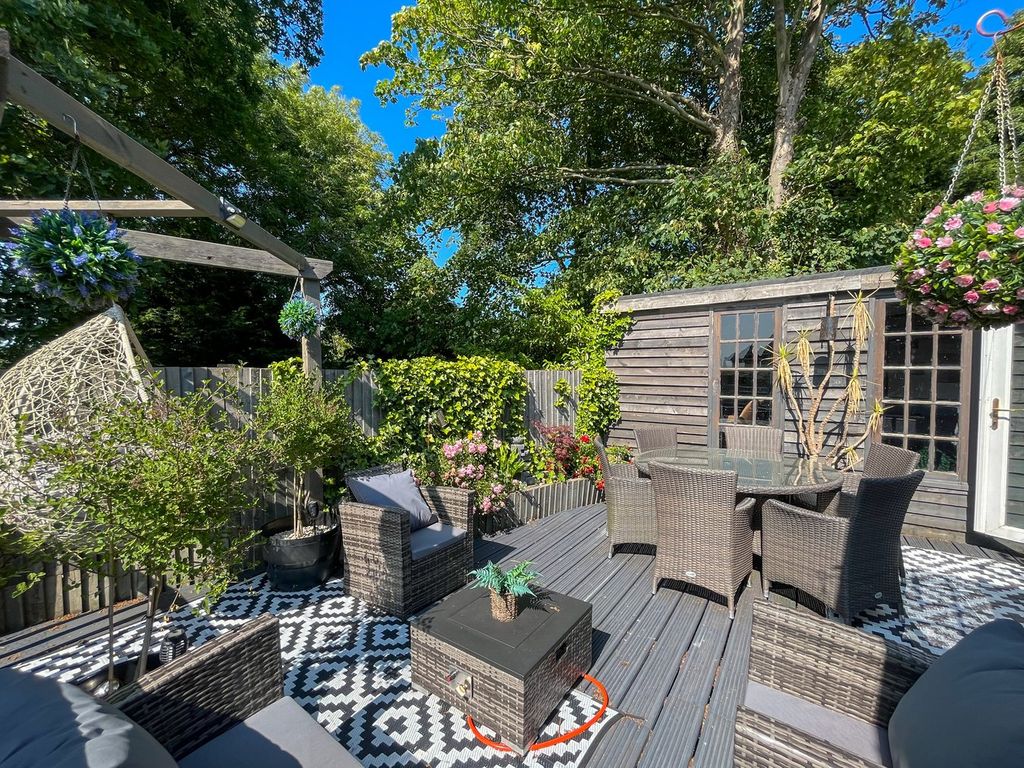 Property photo 3 of 20