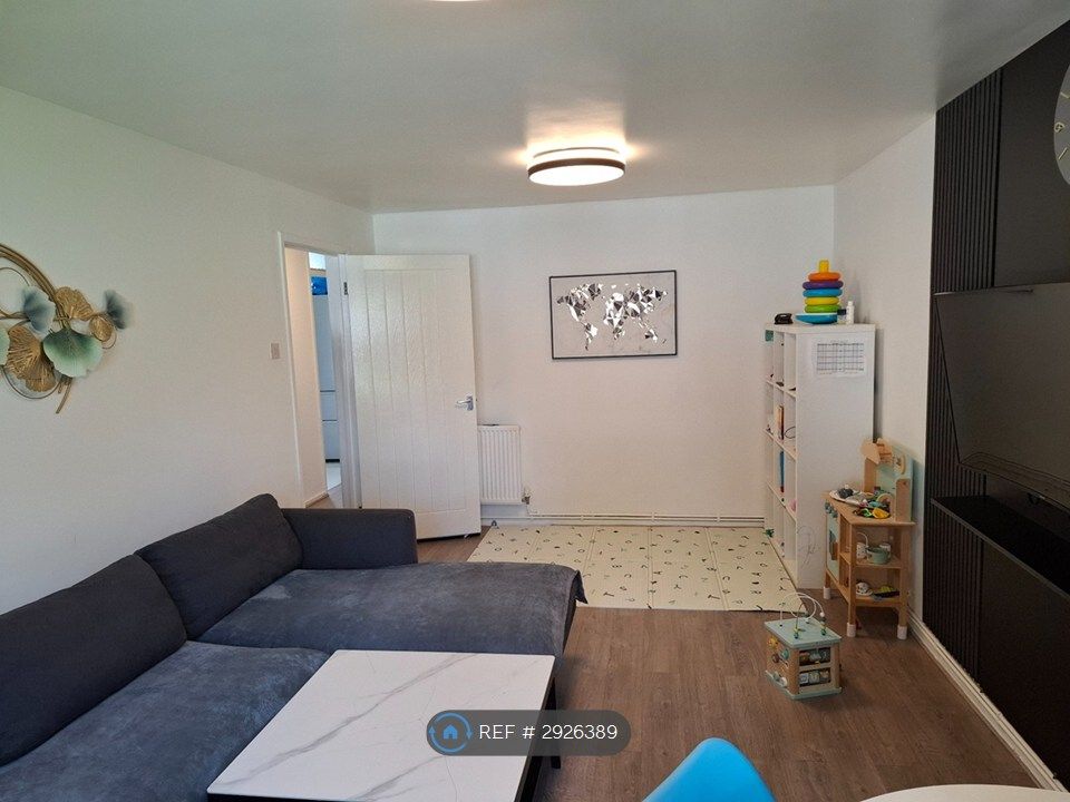 Property photo 3 of 21