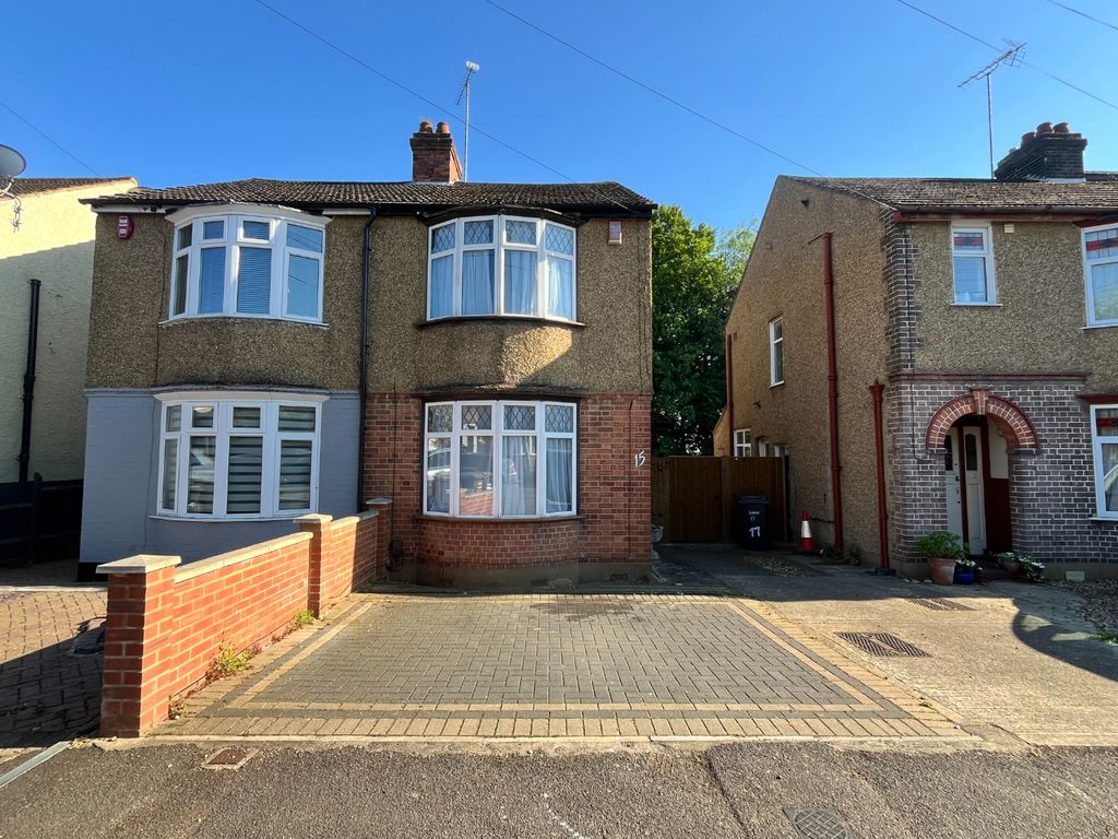 Property photo 1 of 8 4194590