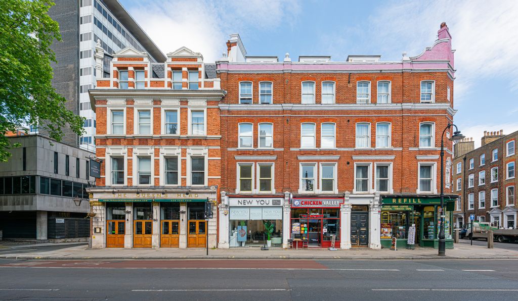 Property photo 1 of 20 Theobalds Road 62-001