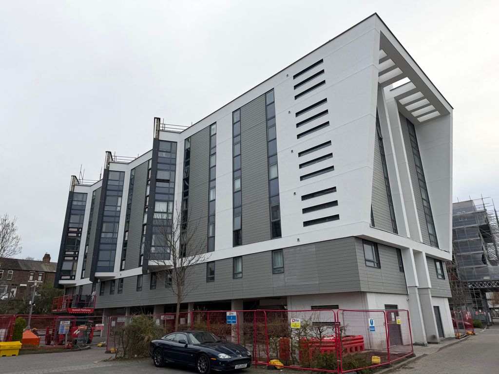 Property photo 1 of 22