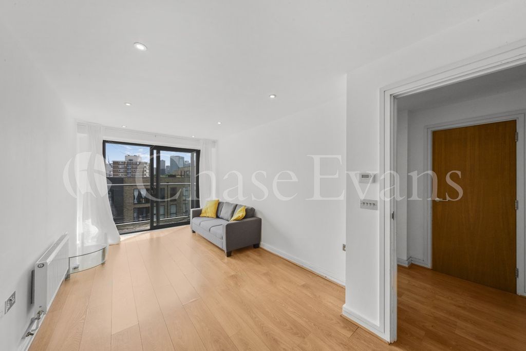 Property photo 1 of 11 Living Area