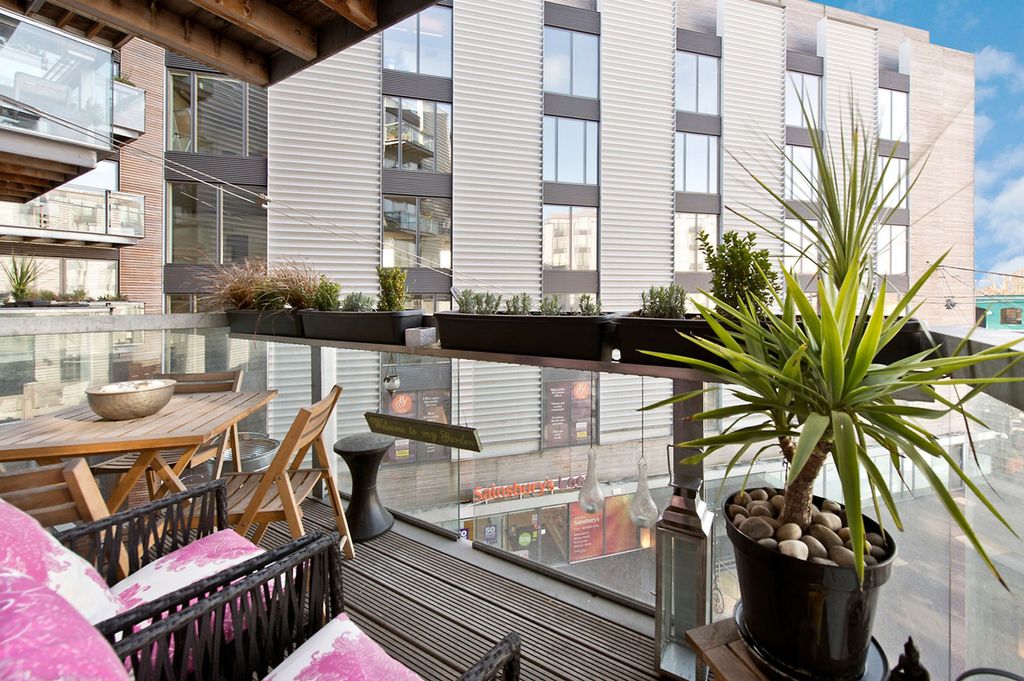 Property photo 2 of 7