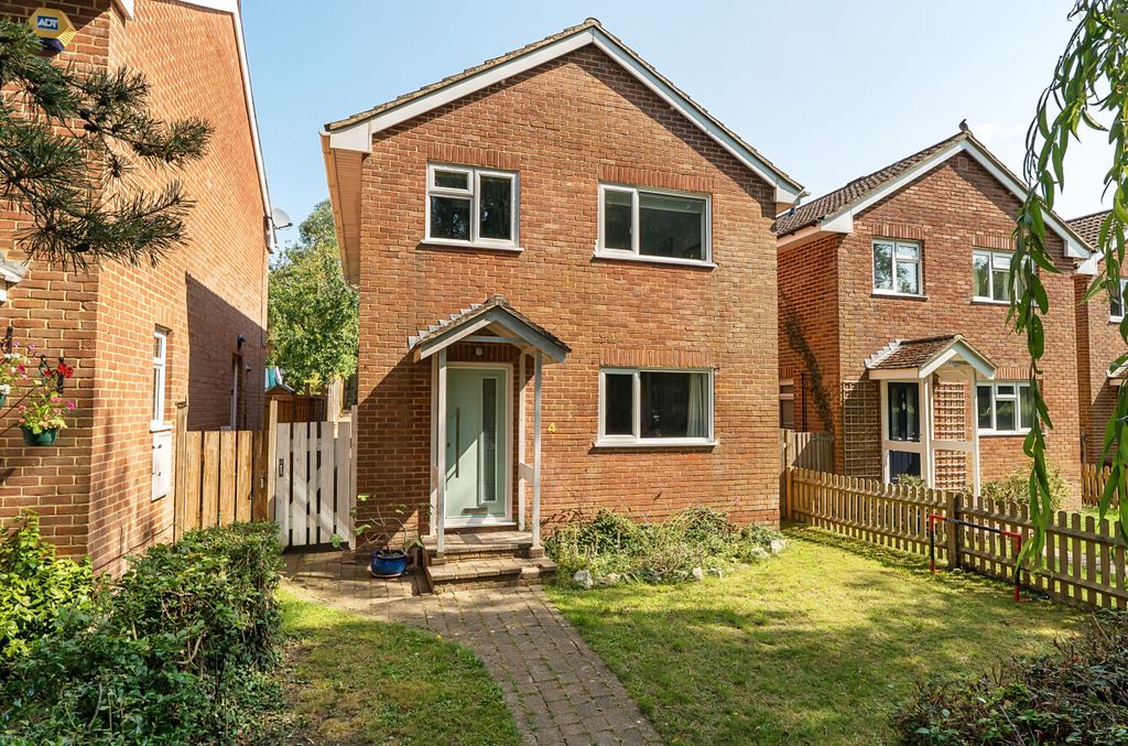 Property photo 1 of 15 1335634-1-68932Dd...