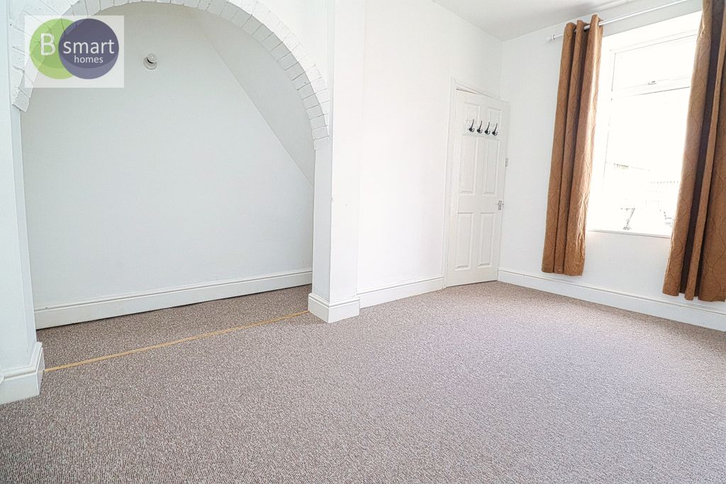 Property photo 2 of 8 Img_8610