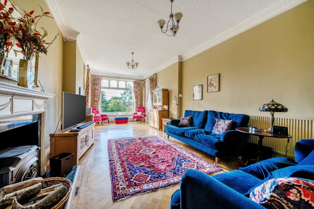 Property photo 3 of 24 Picture No. 10