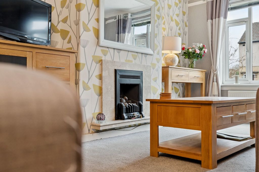 Property photo 3 of 21