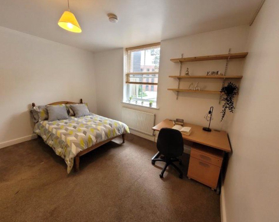 Property photo 3 of 6 Picture No. 04