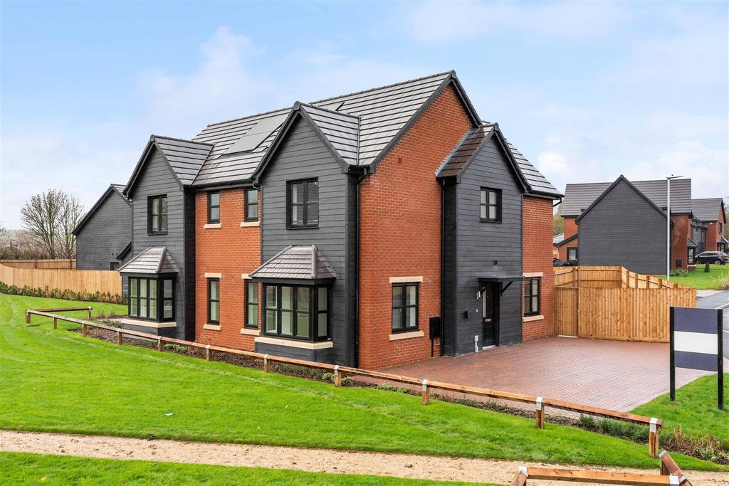 Property photo 1 of 15 1