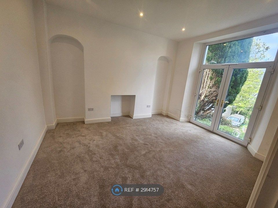 Property photo 3 of 17 Actual Photo Of Lounge.