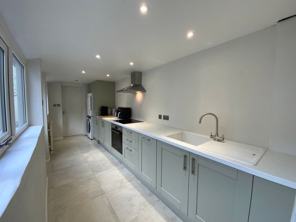Property photo 2 of 11 Img_0624