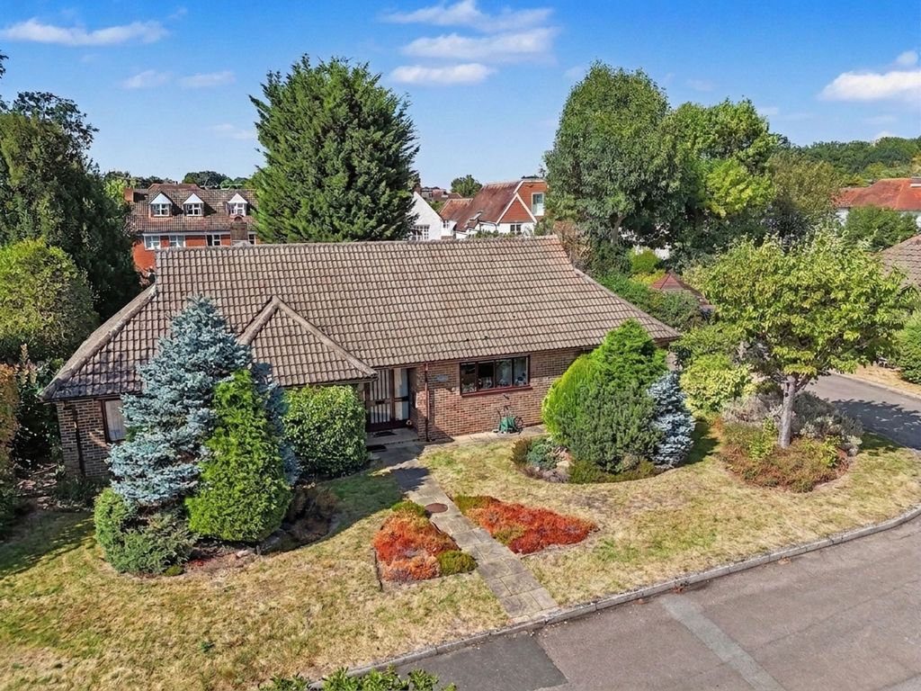 Property photo 1 of 18