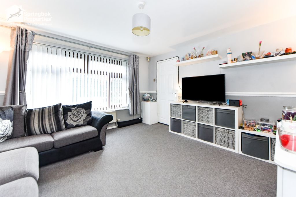 Property photo 3 of 13 Image 3