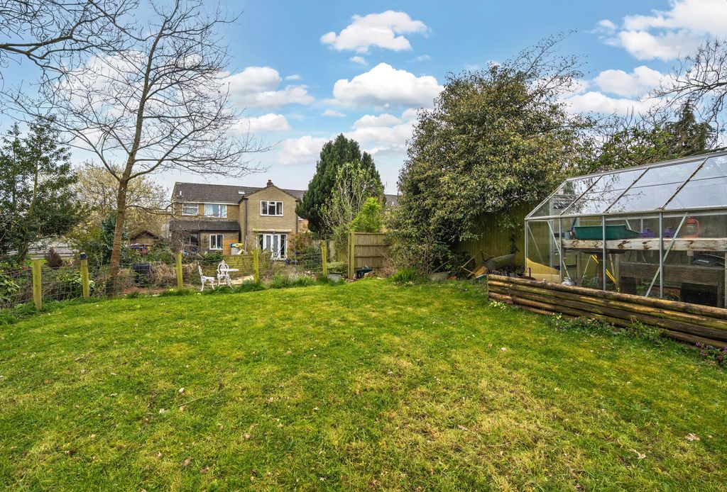 Property photo 3 of 23 1425190-7-69c269E...