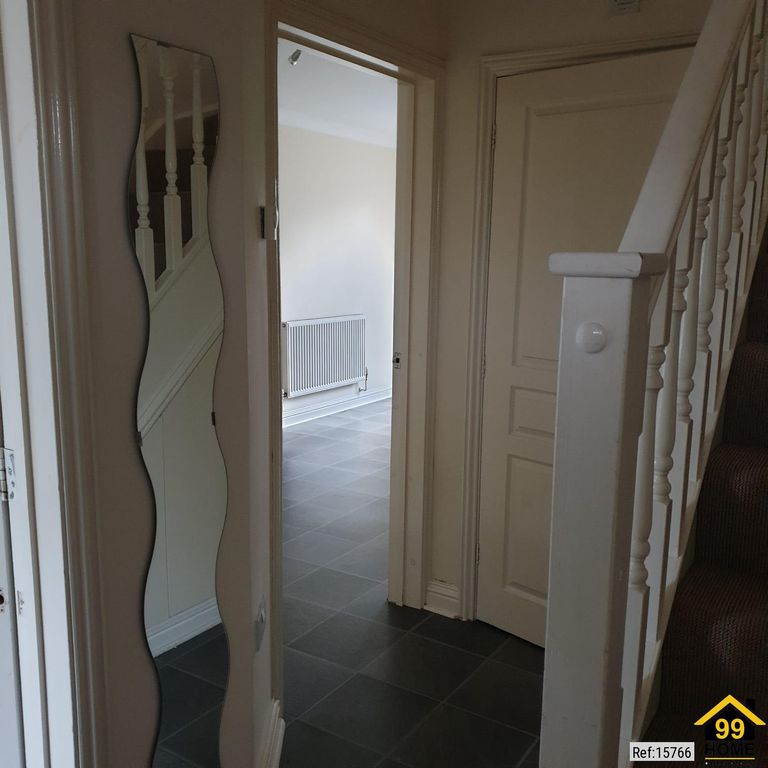 Property photo 2 of 17 Photo 1