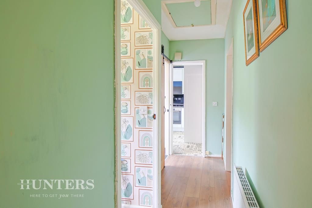 Property photo 3 of 19 Hall