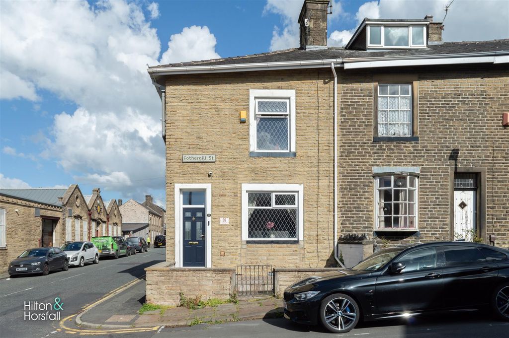 Property photo 1 of 12 Fothergill Street