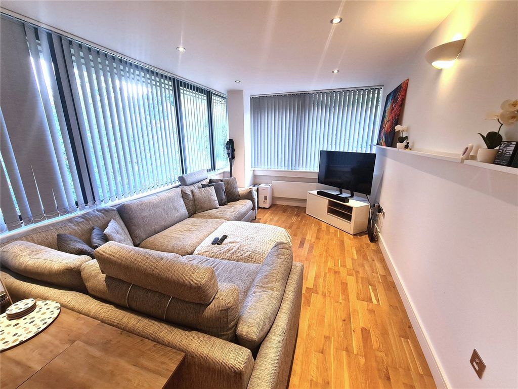 Property photo 3 of 10 Picture No. 08