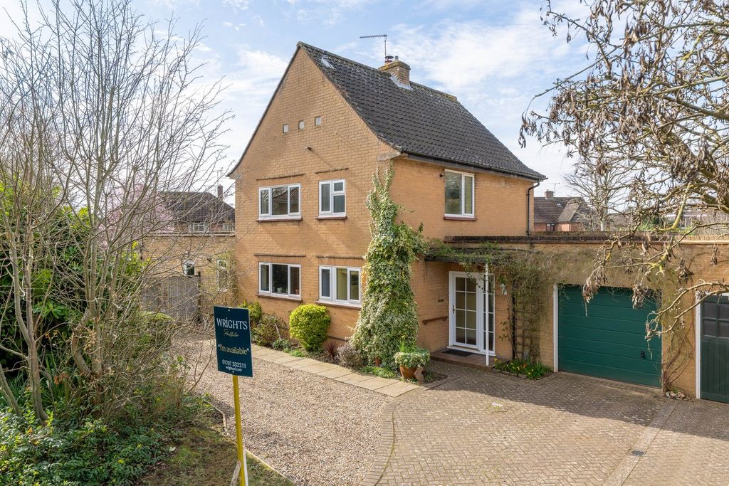 Property photo 1 of 41