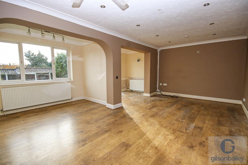 Property photo 3 of 9 8-Img_8462.Jpg