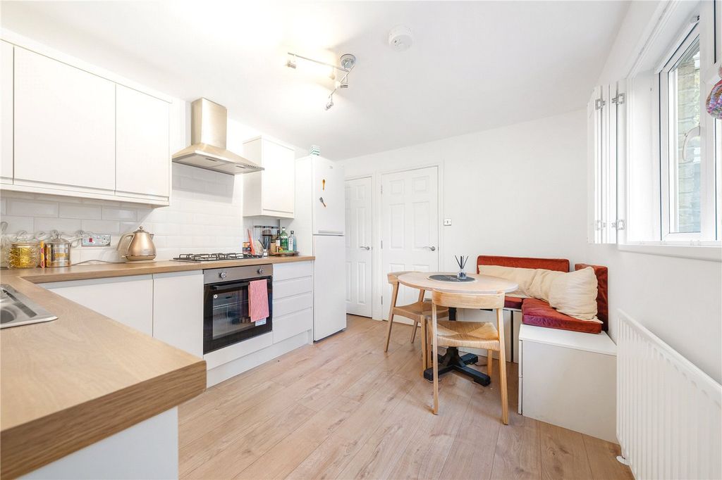 Property photo 2 of 12 Kitchen