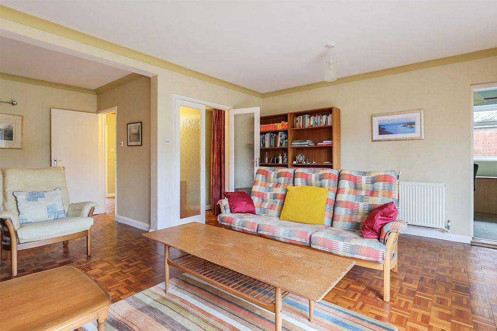 Property photo 2 of 24 Picture No. 13