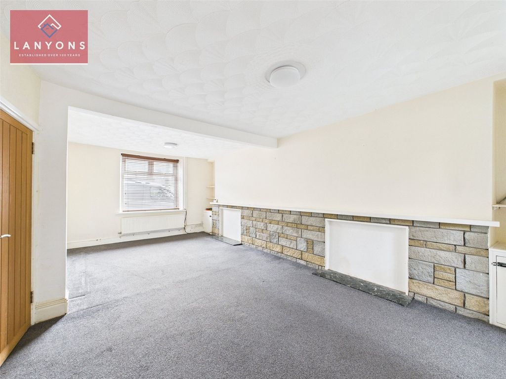 Property photo 2 of 12 Picture No. 03