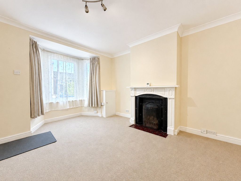 Property photo 3 of 8 Picture No. 16
