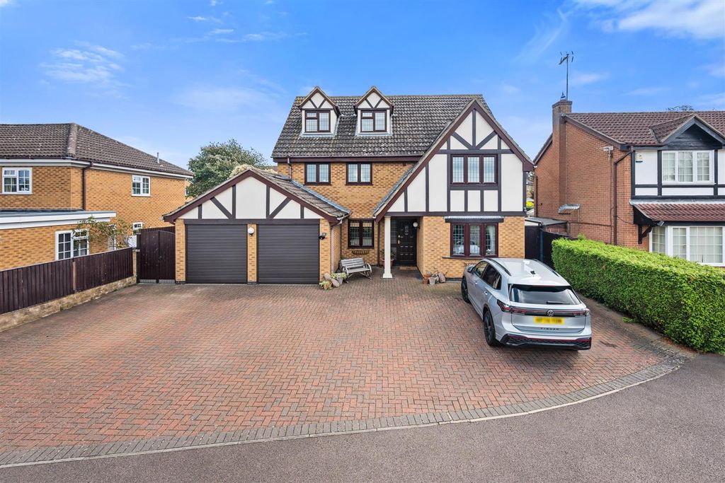 Property photo 1 of 32 16Restormelclweb02.Jpg