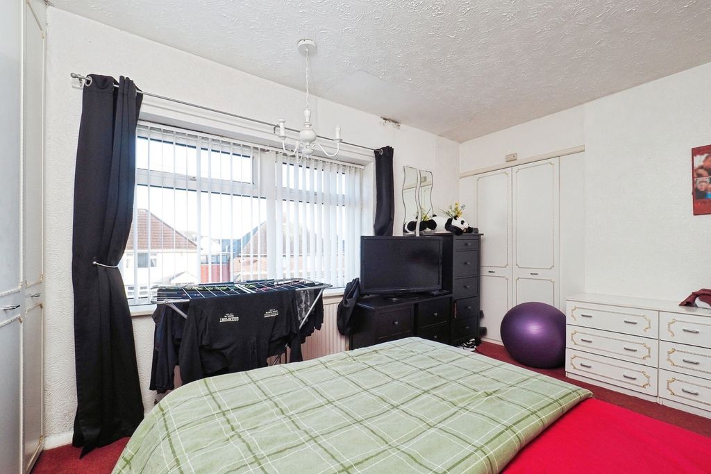 Property photo 3 of 21 Pbox-Img.Jpg